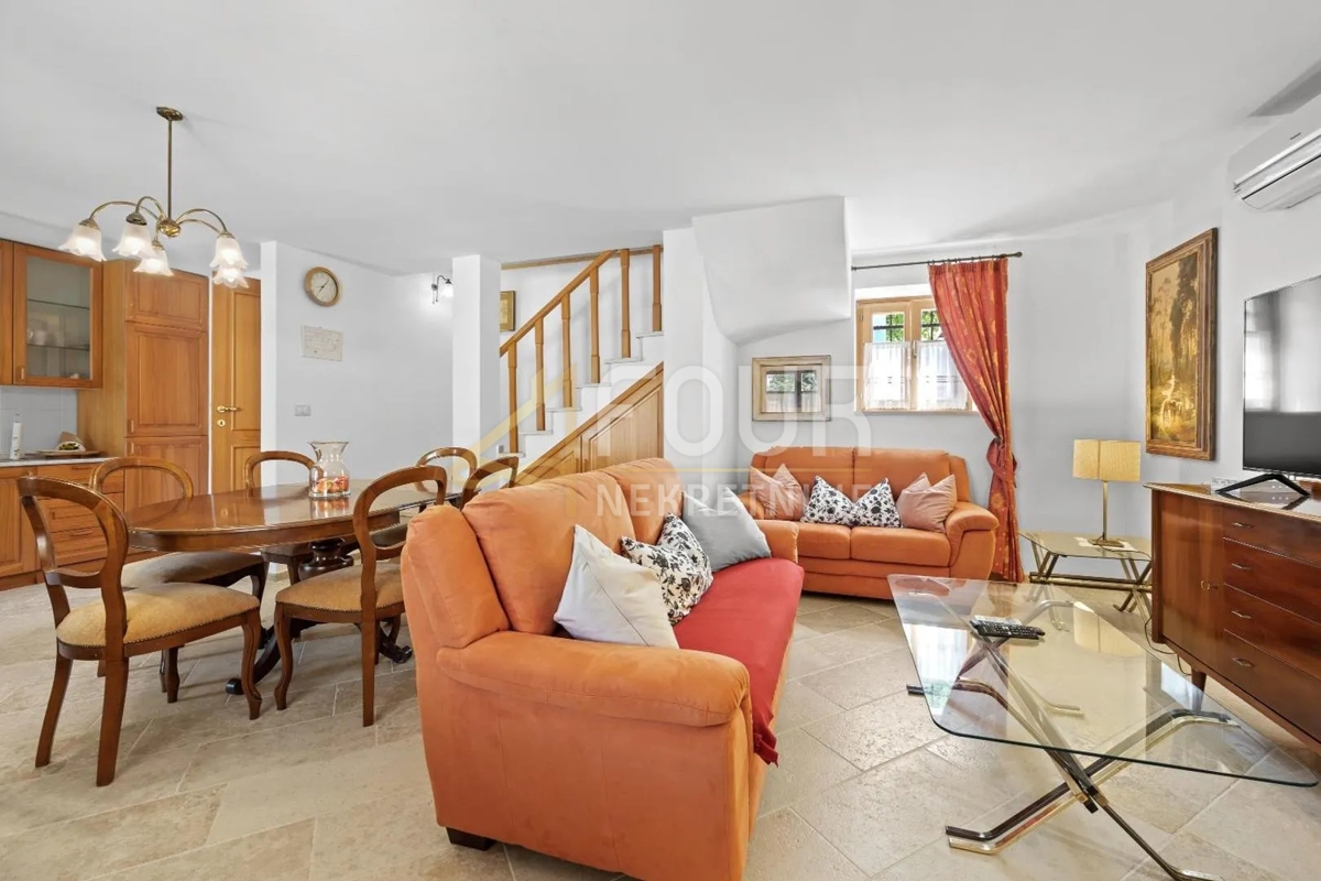 Istria, Kanfanar, casa indipendente con piscina