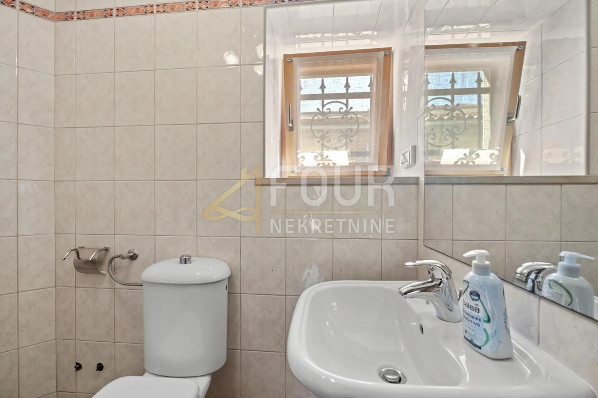 Istria, Kanfanar, casa indipendente con piscina