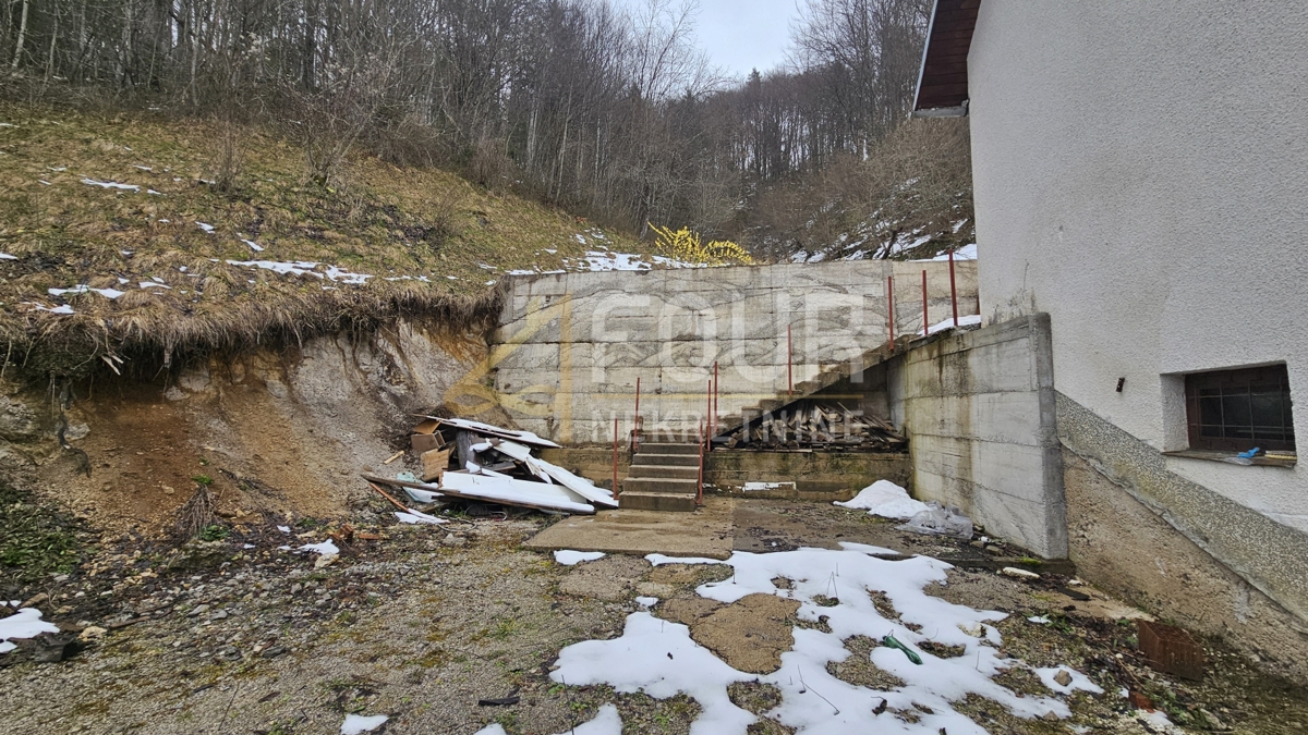 Gorski kotar, Brod Moravice, casa singola