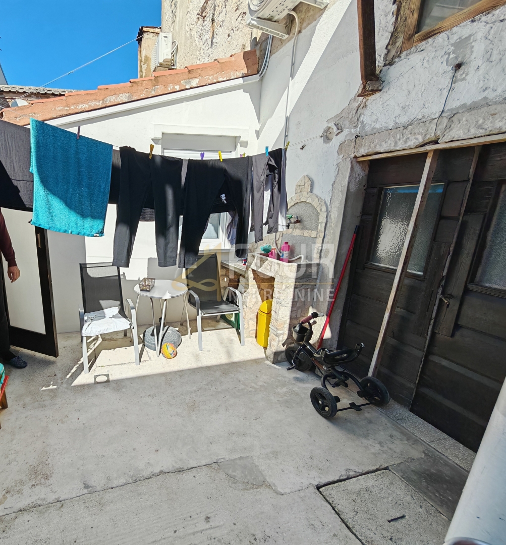 Centar, Pula, 38,30m2