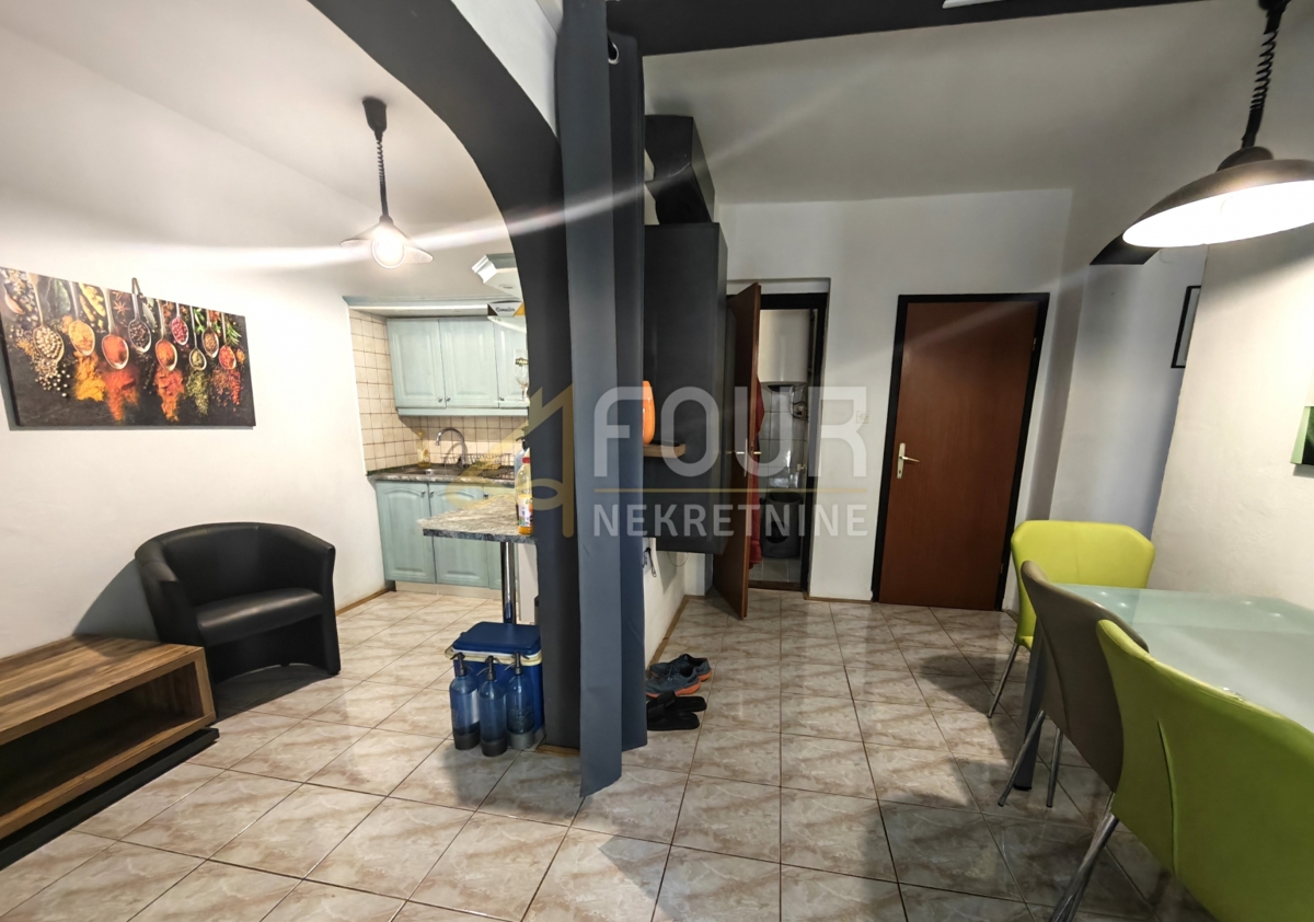 Istria, Fasana, 3 camere da letto, soggiorno, terrazza, vista mare