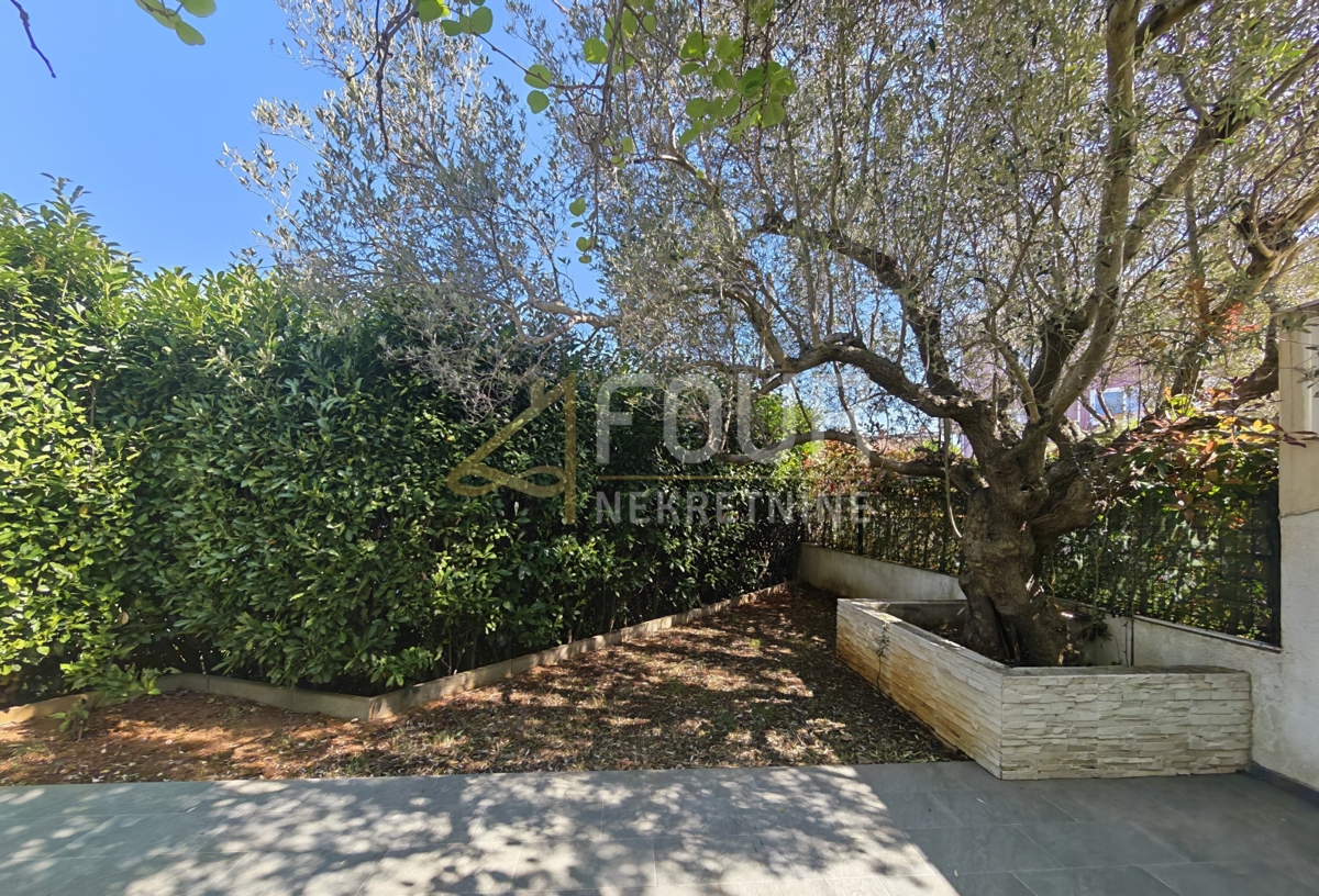 Istria, Fasana, 3 camere da letto, soggiorno, terrazza, vista mare