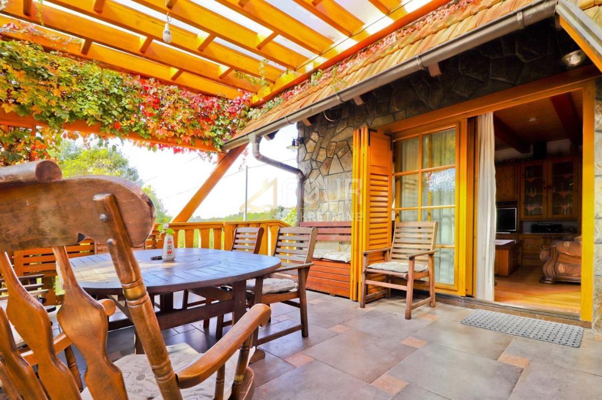 Gornja Voća, Donja Voća, 150m2