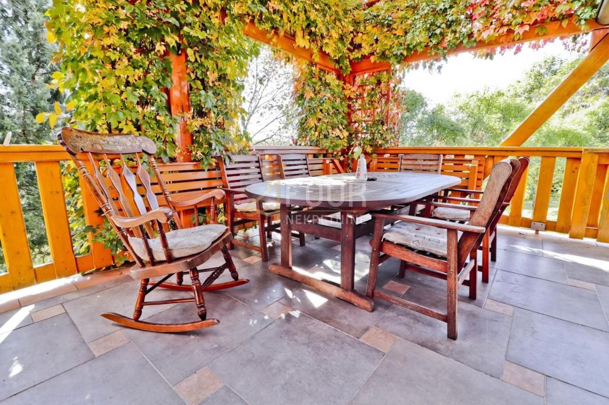 Gornja Voća, Donja Voća, 150m2