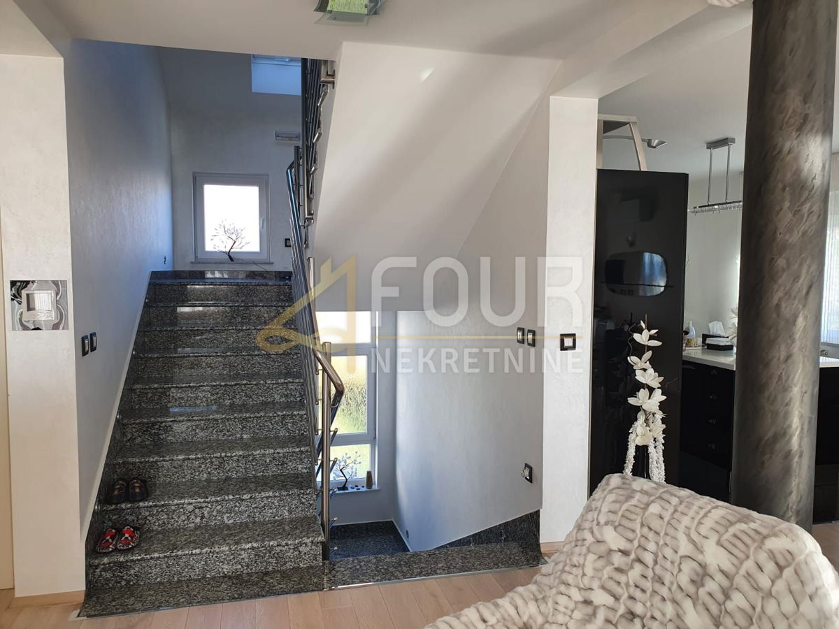 Drenova, Rijeka, 395m2