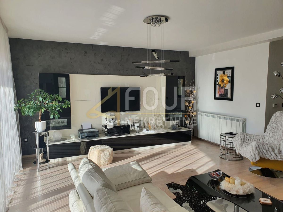 Drenova, Rijeka, 395m2