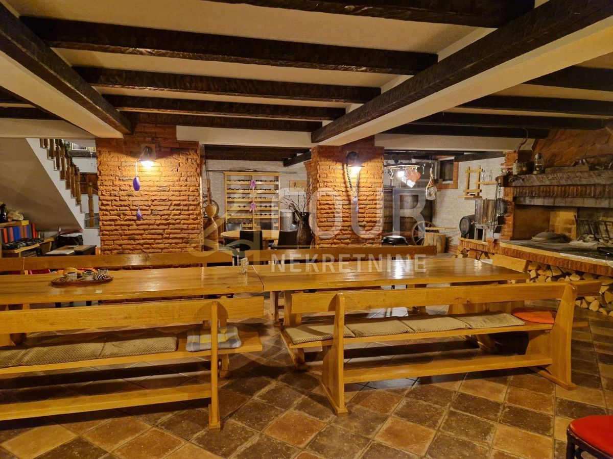 Drenova, Rijeka, 395m2