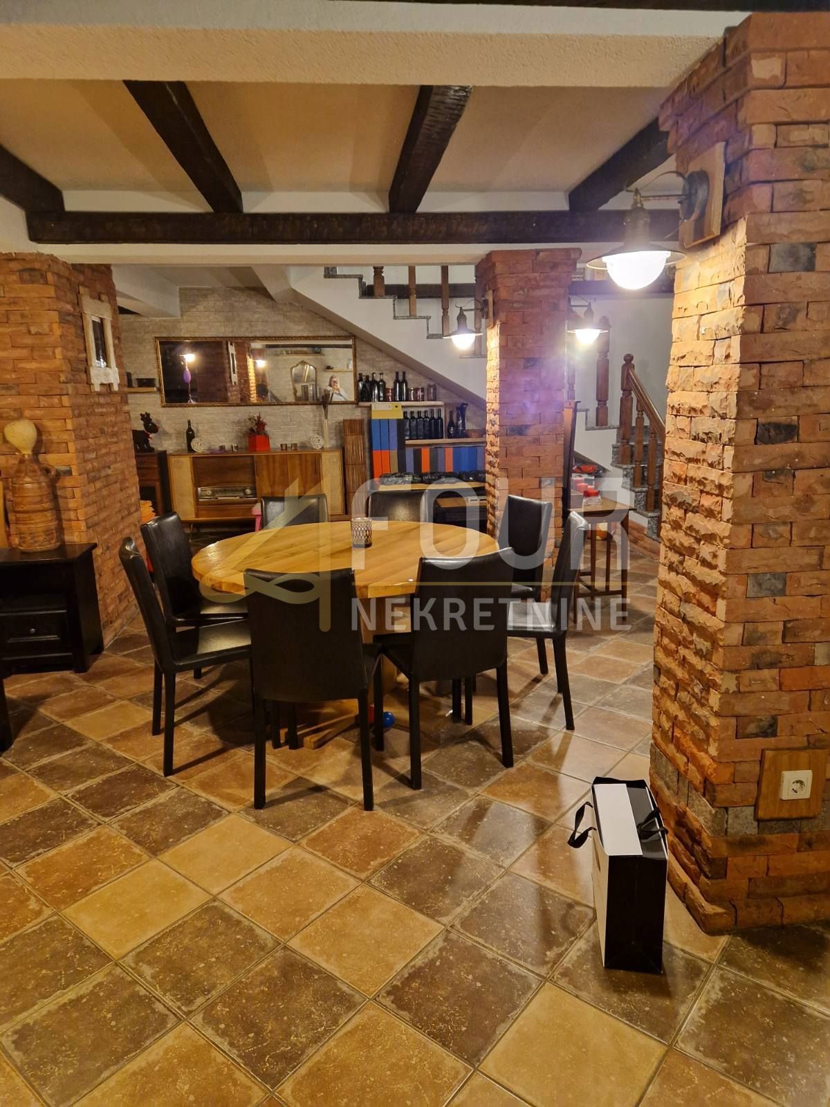 Drenova, Rijeka, 395m2