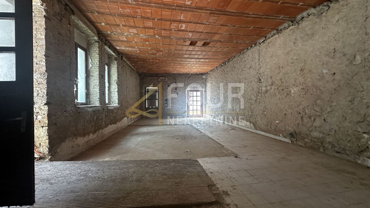 Banderovo, Rijeka, 166m2