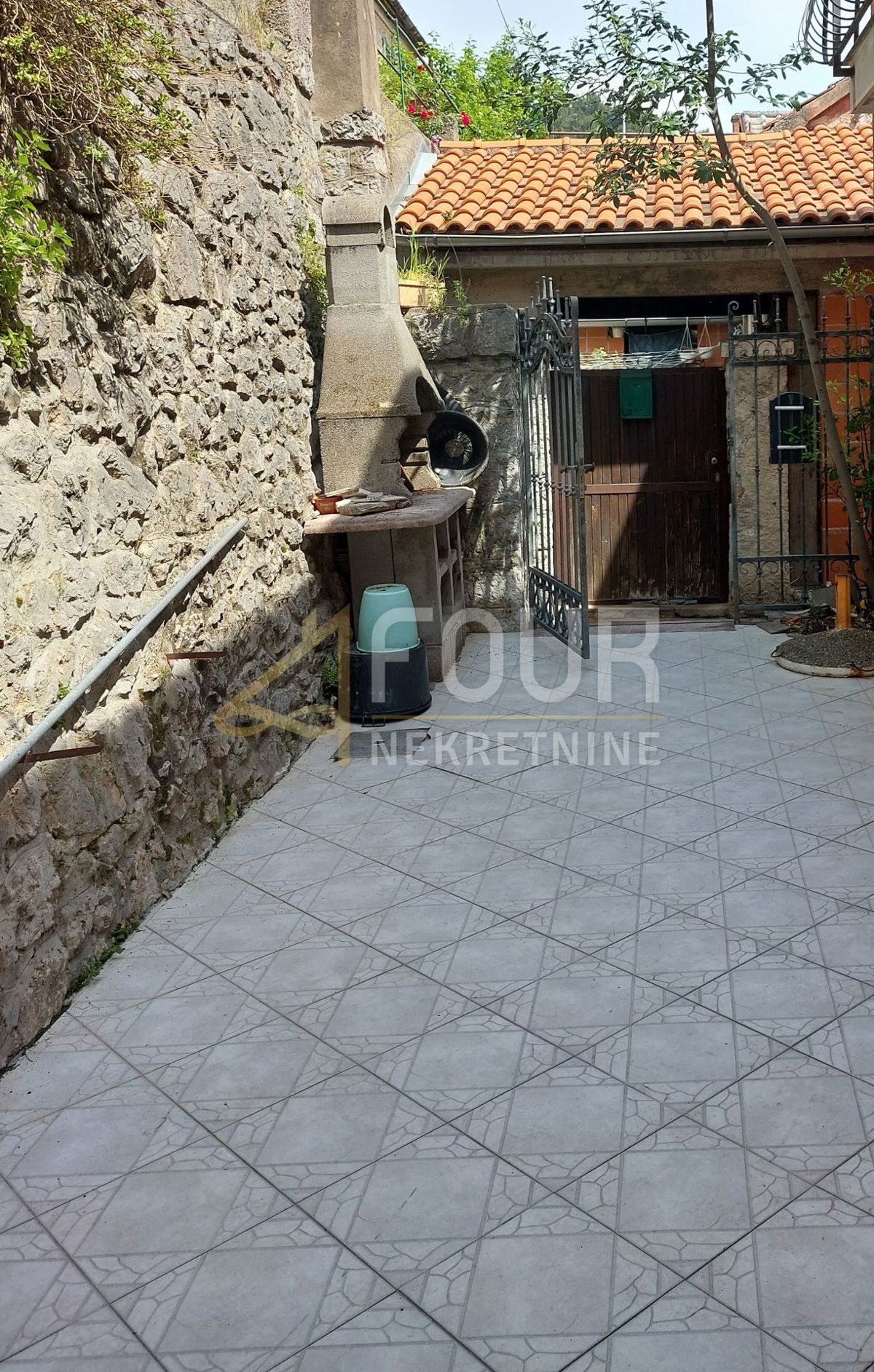 Škurinje, Rijeka, 247,82m2