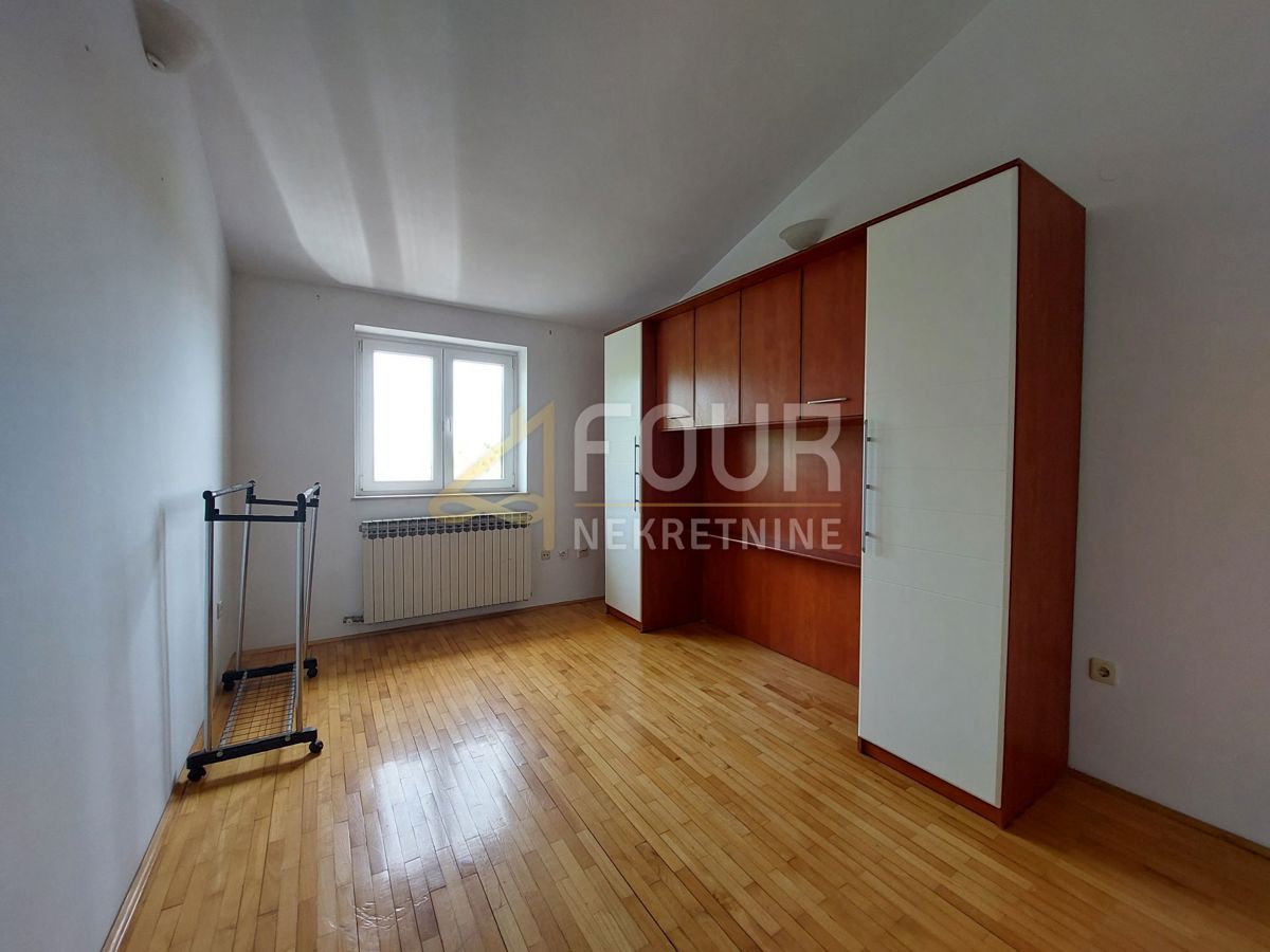 Škurinje, Rijeka, 247,82m2