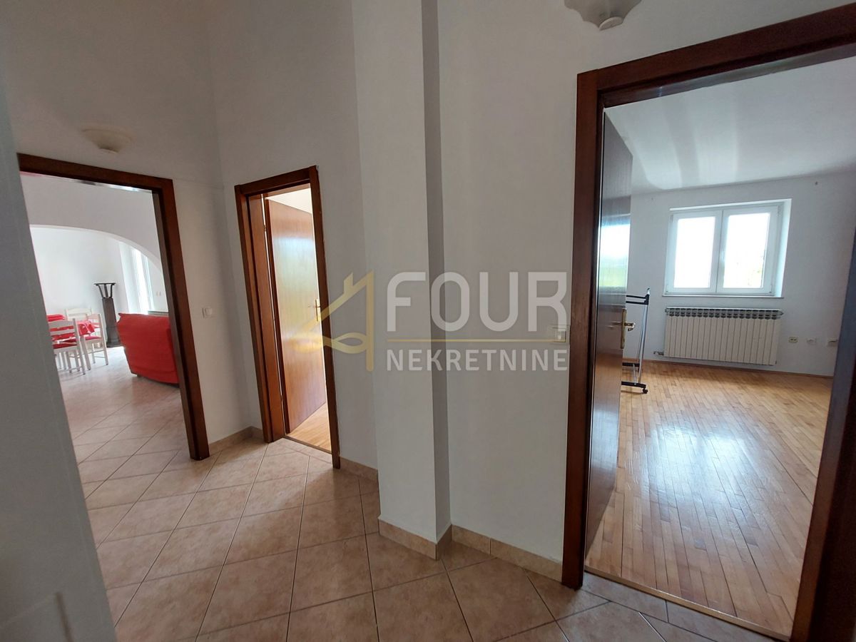 Škurinje, Rijeka, 247,82m2