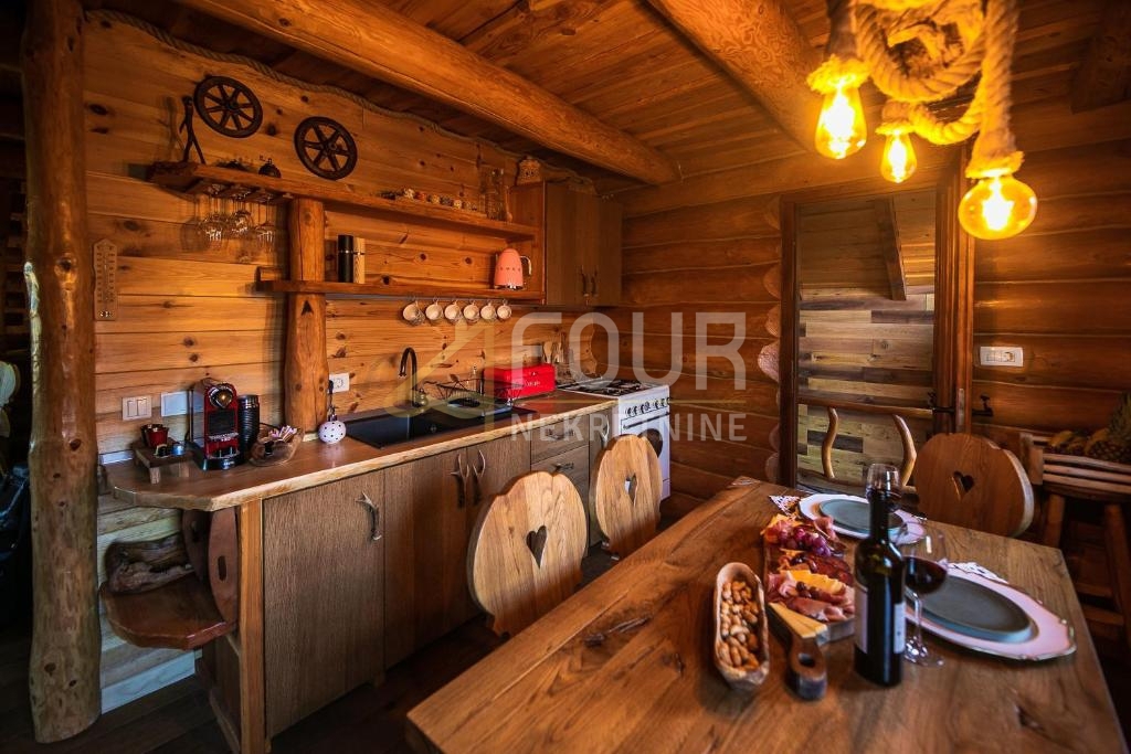 Gorski Kotar, Ravna Gora – dintorni, proprietà di lusso