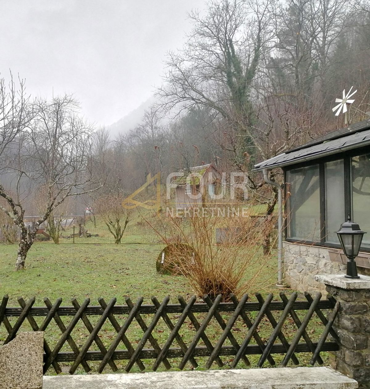 Brod na Kupi, Delnice, 400m2