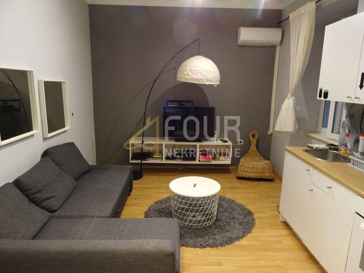 Centar, Rijeka, 57,39m2