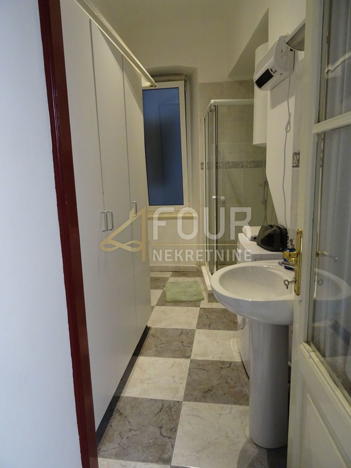 Centar, Rijeka, 57,39m2