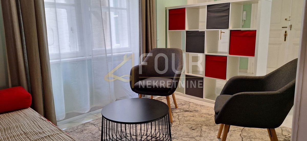 Centar, Rijeka, 105,09m2