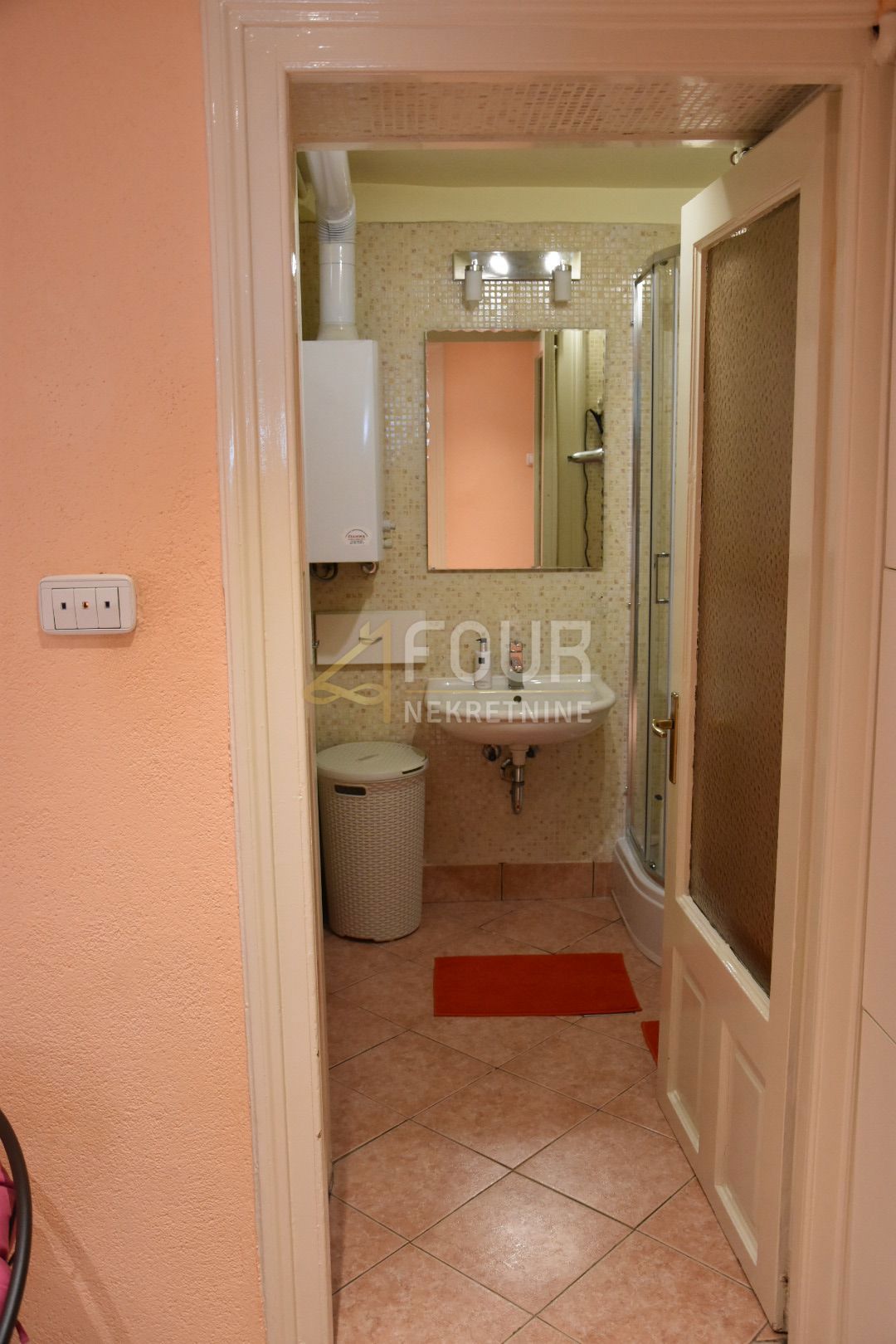Centar, Rijeka, 73,20m2