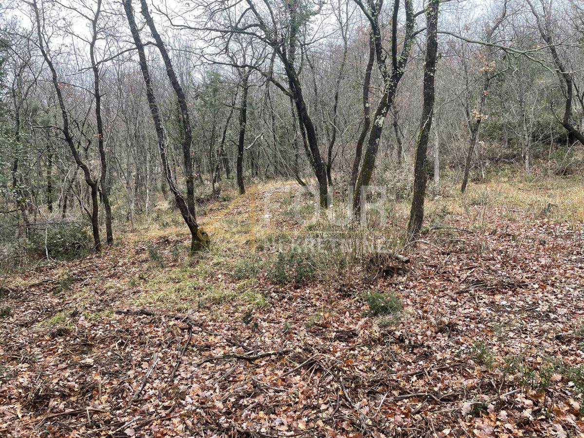 Brseč, Mošćenička Draga, 4.240m2