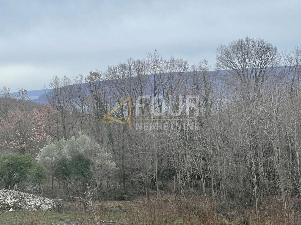 Brseč, Mošćenička Draga, 4.240m2