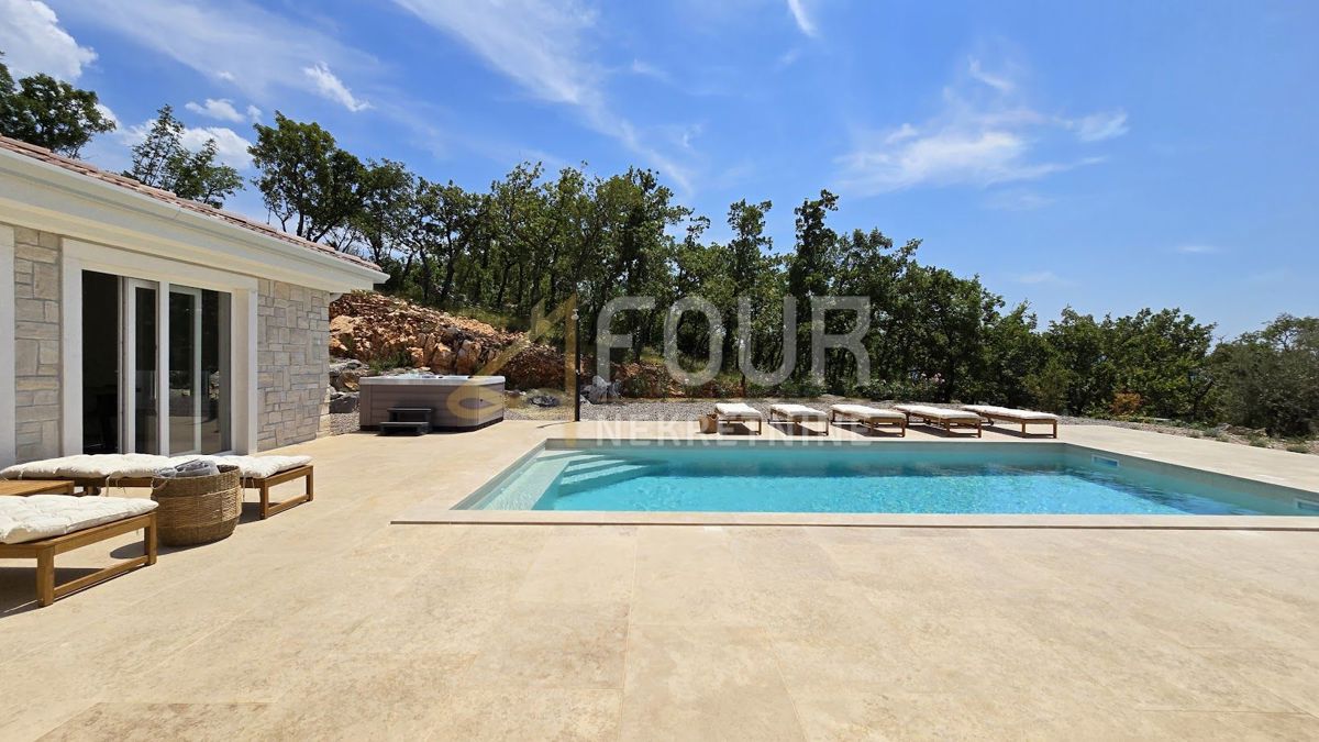 Jadranovo, Crikvenica, 200m2