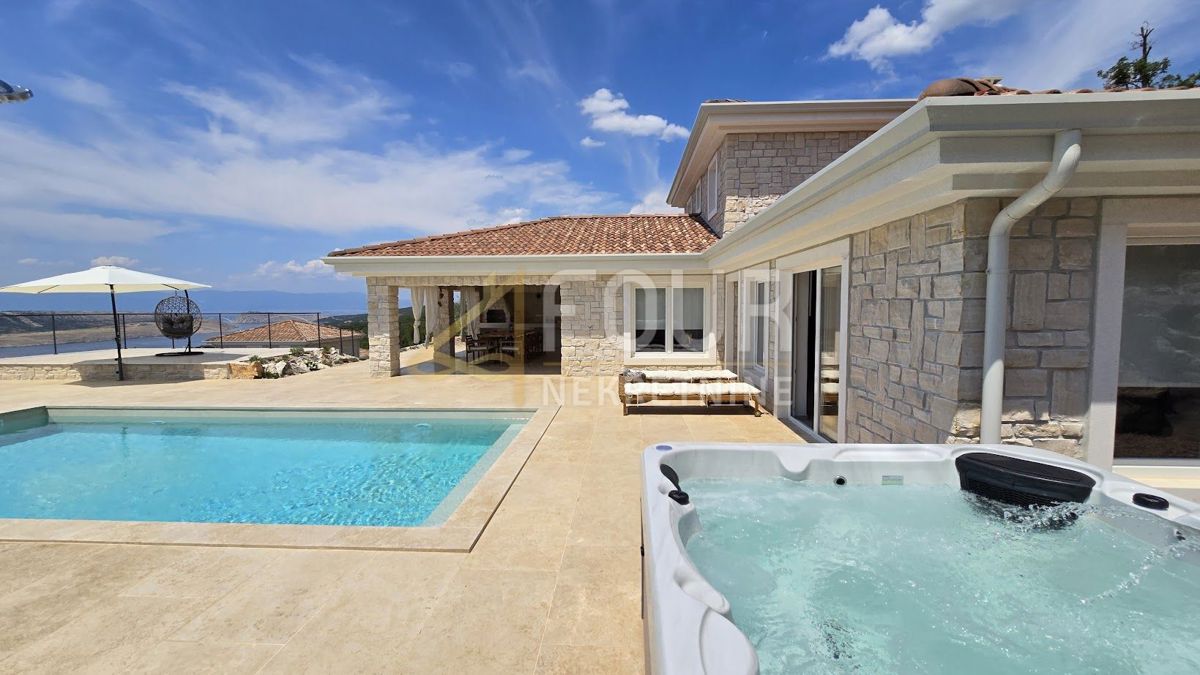 Jadranovo, Crikvenica, 200m2