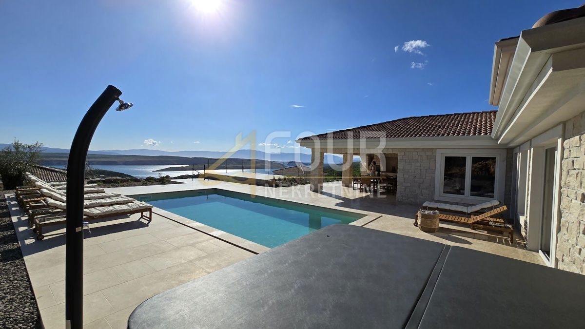 Jadranovo, Crikvenica, 200m2