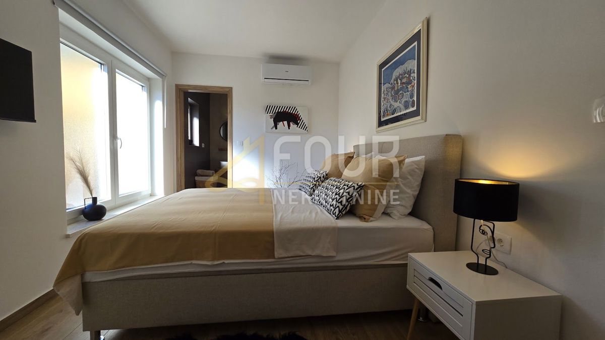 Jadranovo, Crikvenica, 200m2