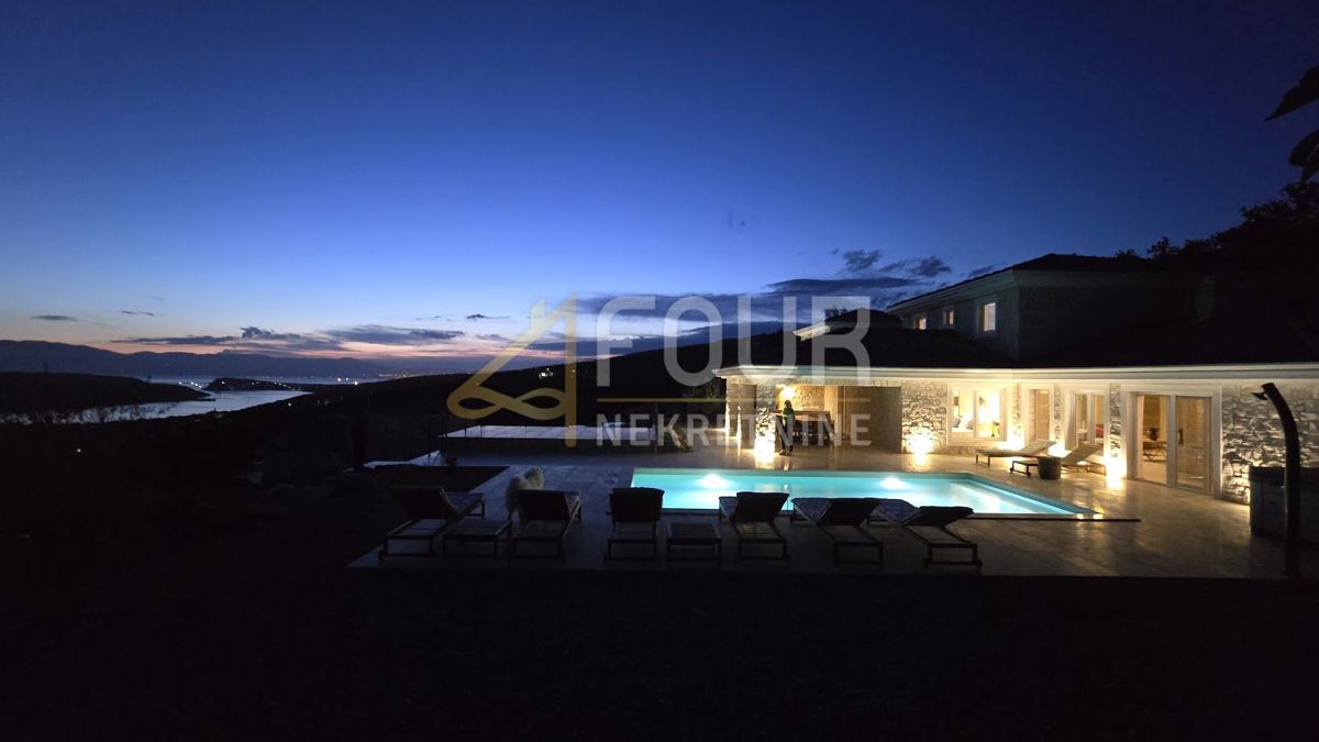 Jadranovo, Crikvenica, 200m2