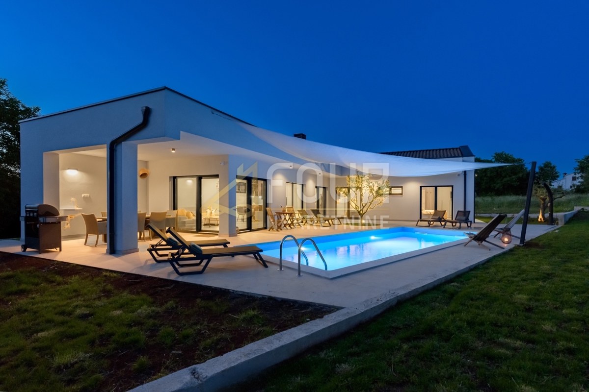 Rovinjsko Selo, Rovinj, 139,28m2