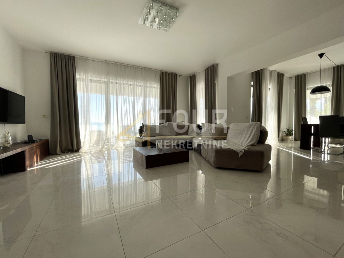 Martinkovac, Rijeka, 400m2