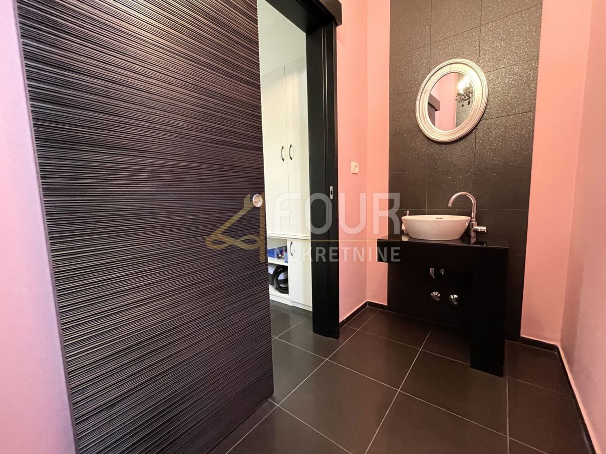 Martinkovac, Rijeka, 400m2