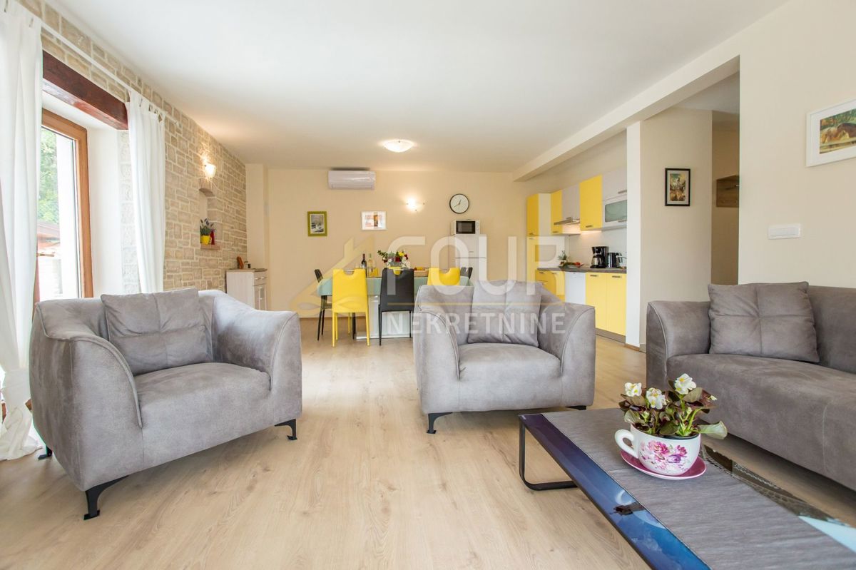 Kaštelir, Kaštelir-Labinci, 180m2