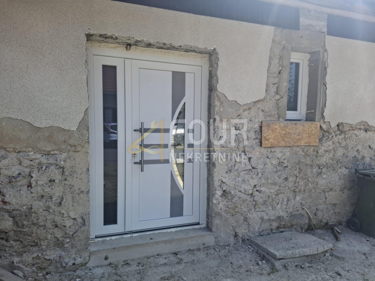 Severin na Kupi, Vrbovsko, 250m2