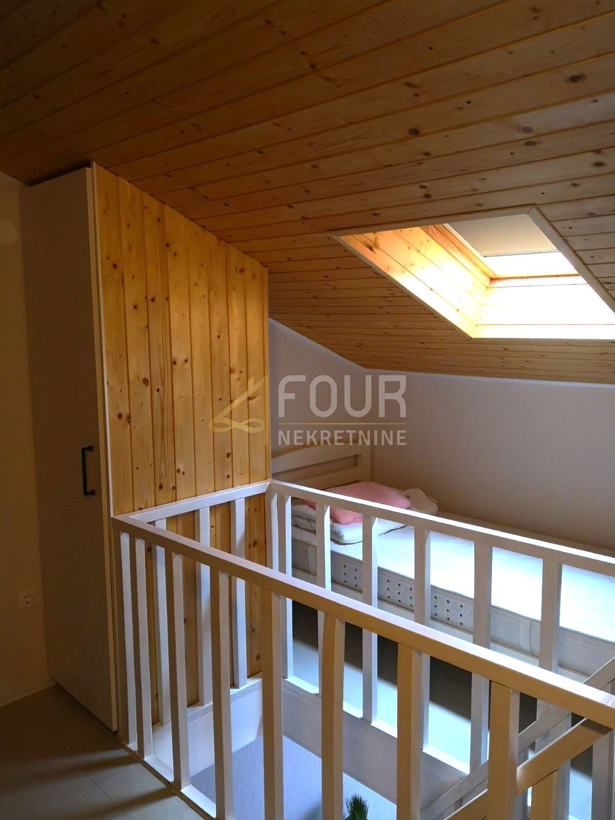 Novi Vinodolski, 51,25m2