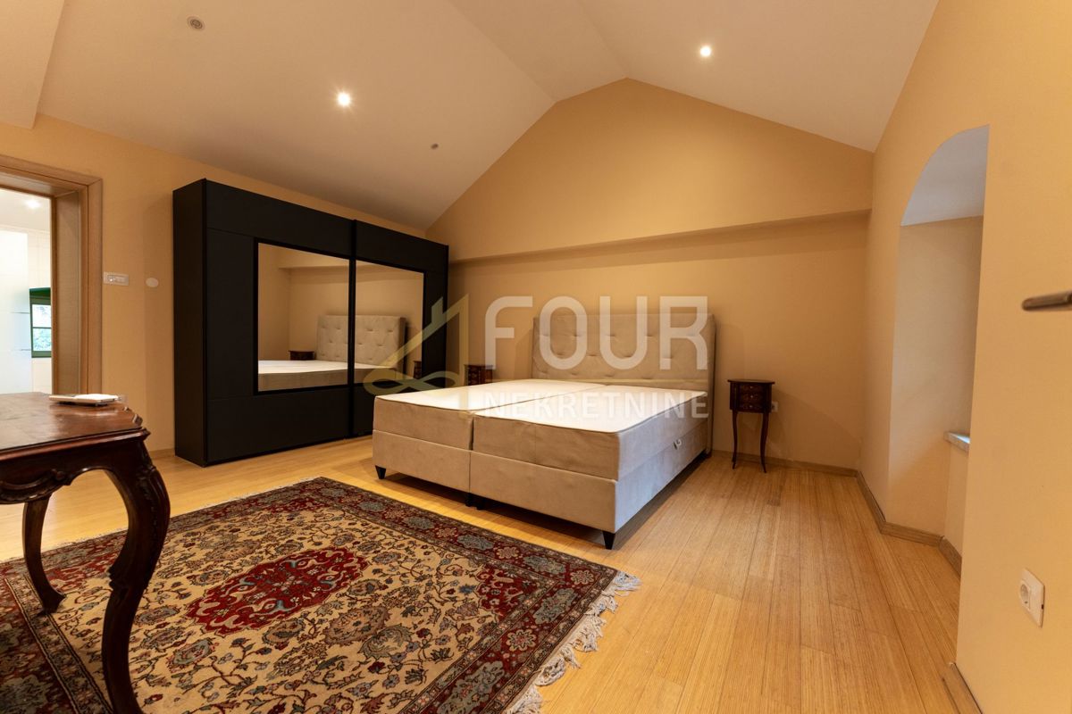 Opatija - Centar, Opatija, 185m2