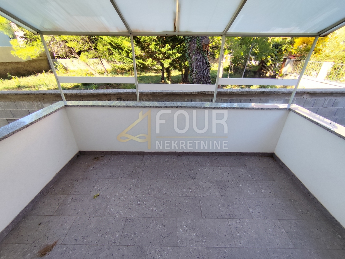 Seline, Starigrad, 175m2