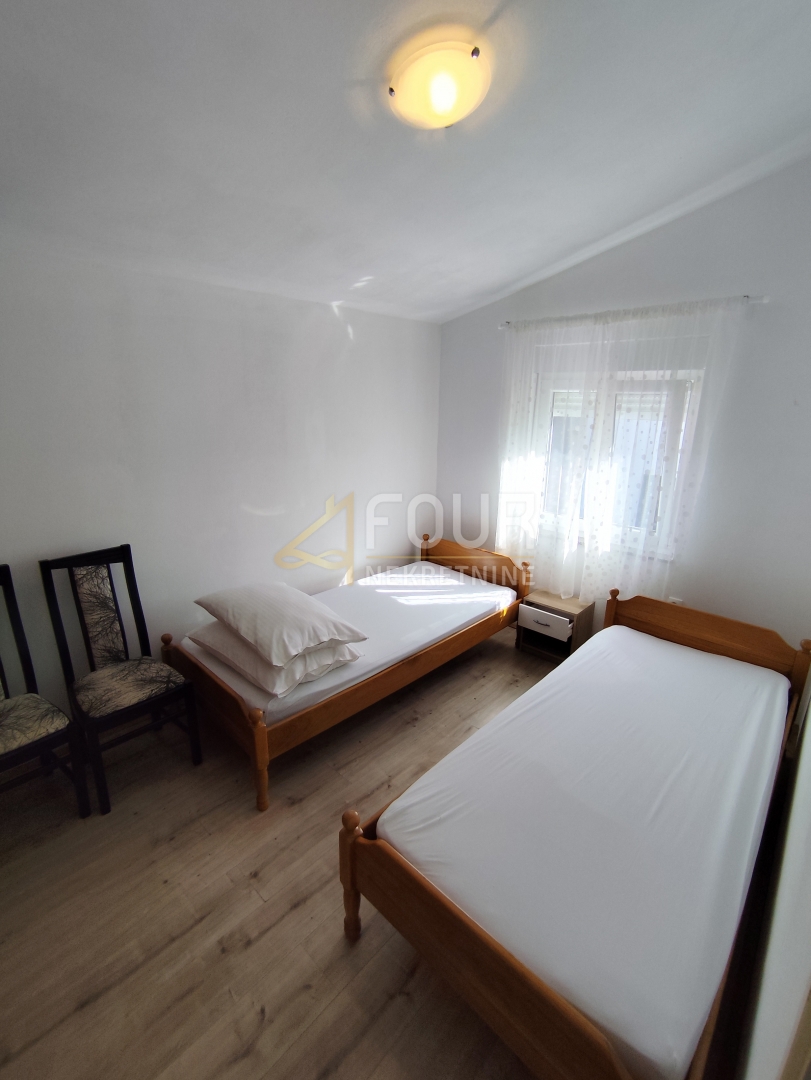 Seline, Starigrad, 175m2