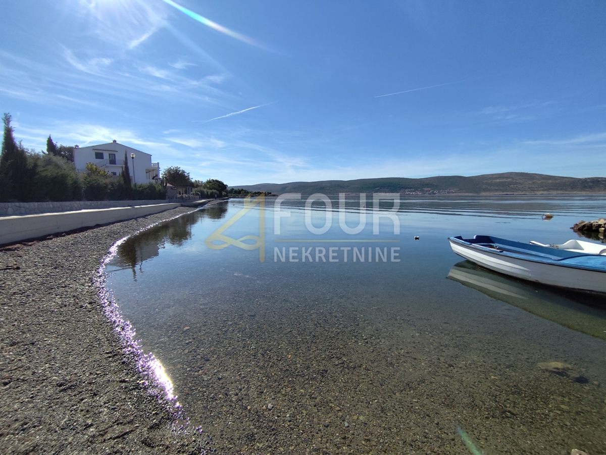 Seline, Starigrad, 175m2