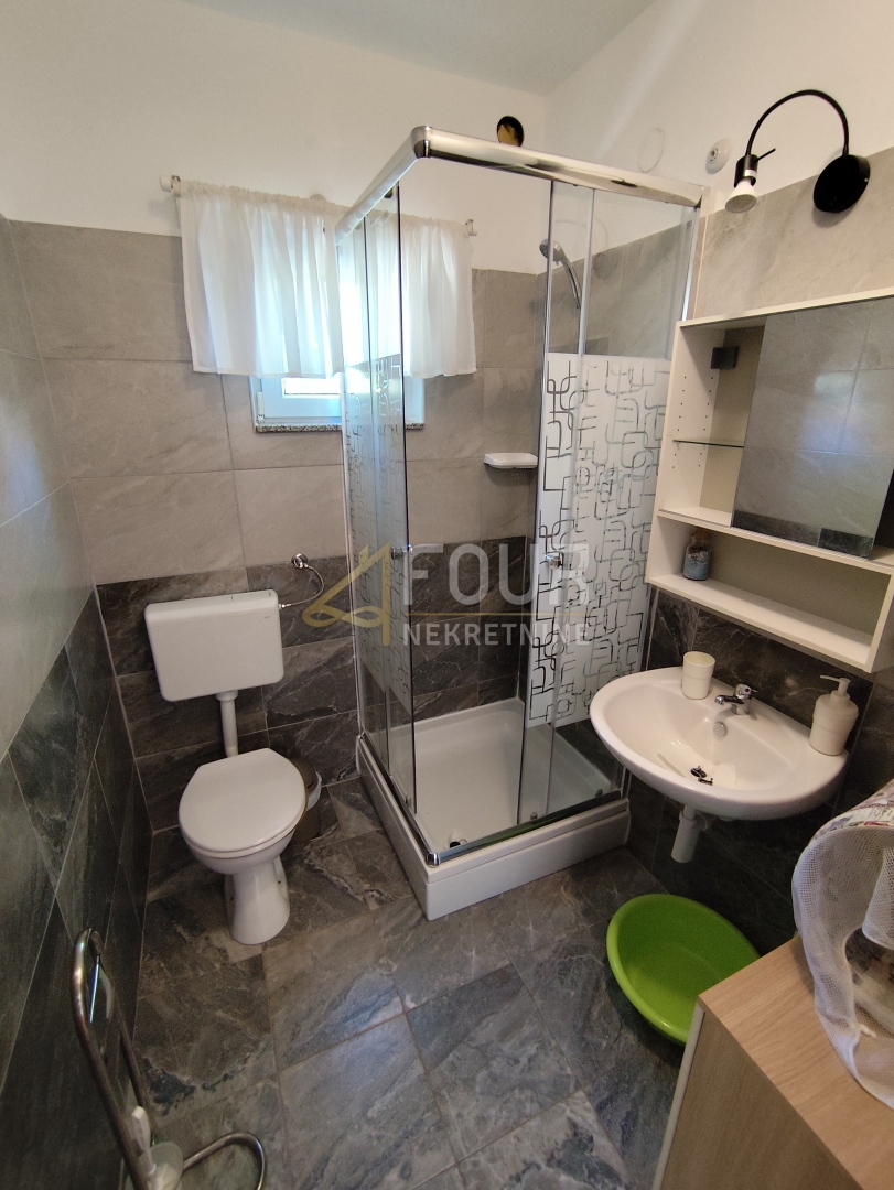 Seline, Starigrad, 175m2