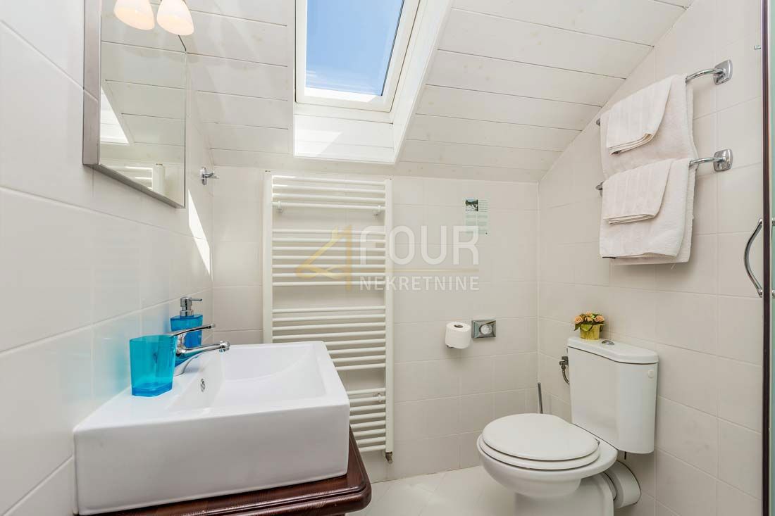 Sunger, Mrkopalj, 400m2