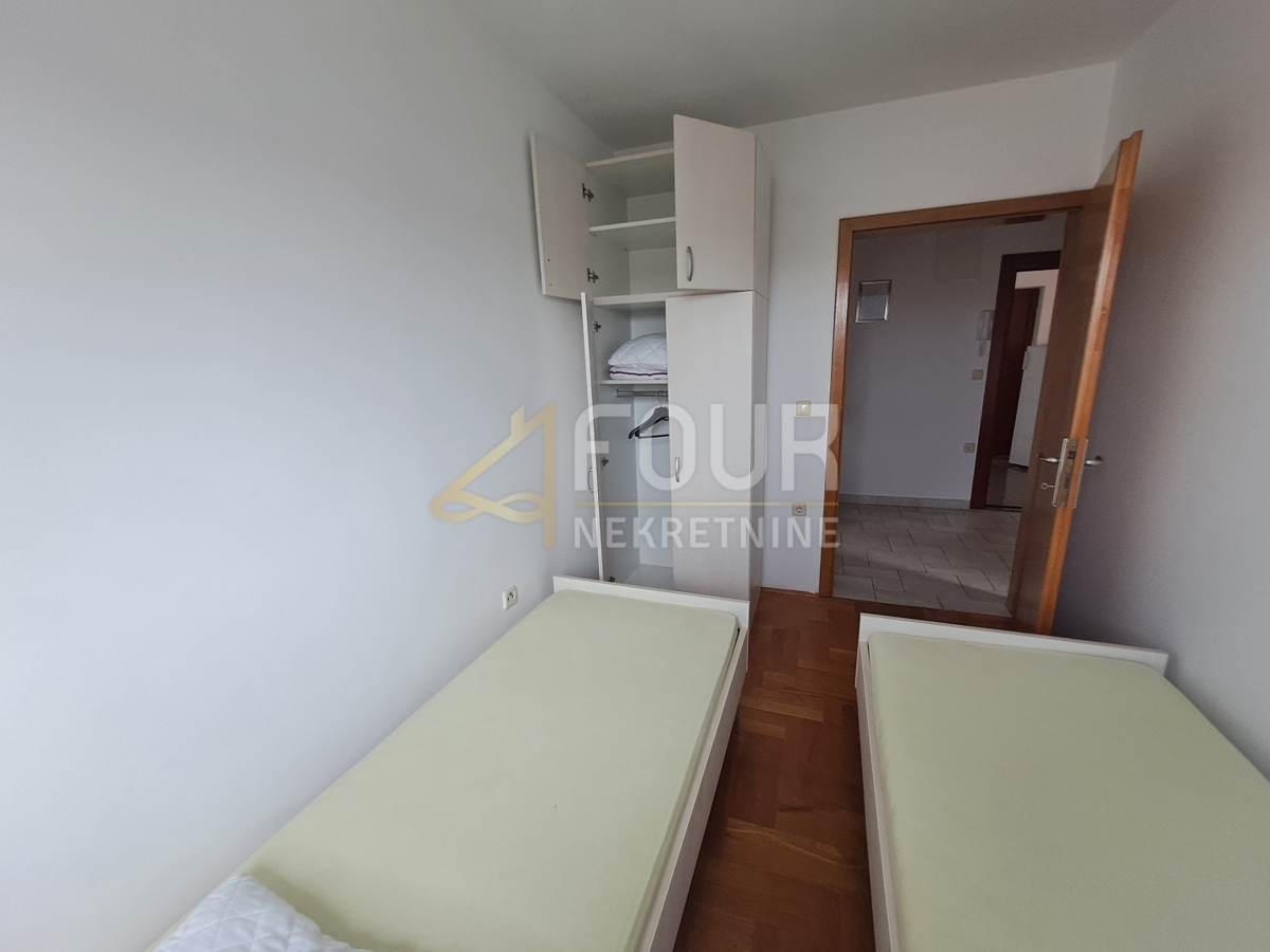 Malinska, Malinska-Dubašnica, 61m2