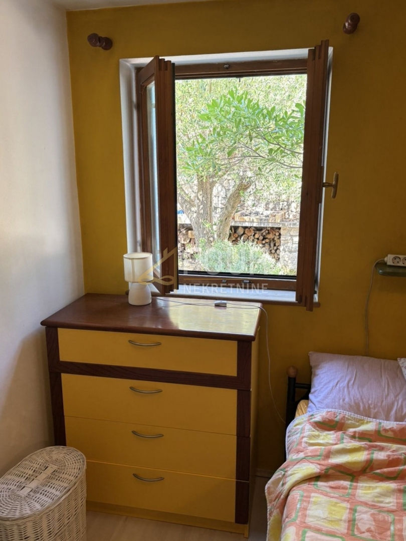 Banjol, Rab, 65,95m2