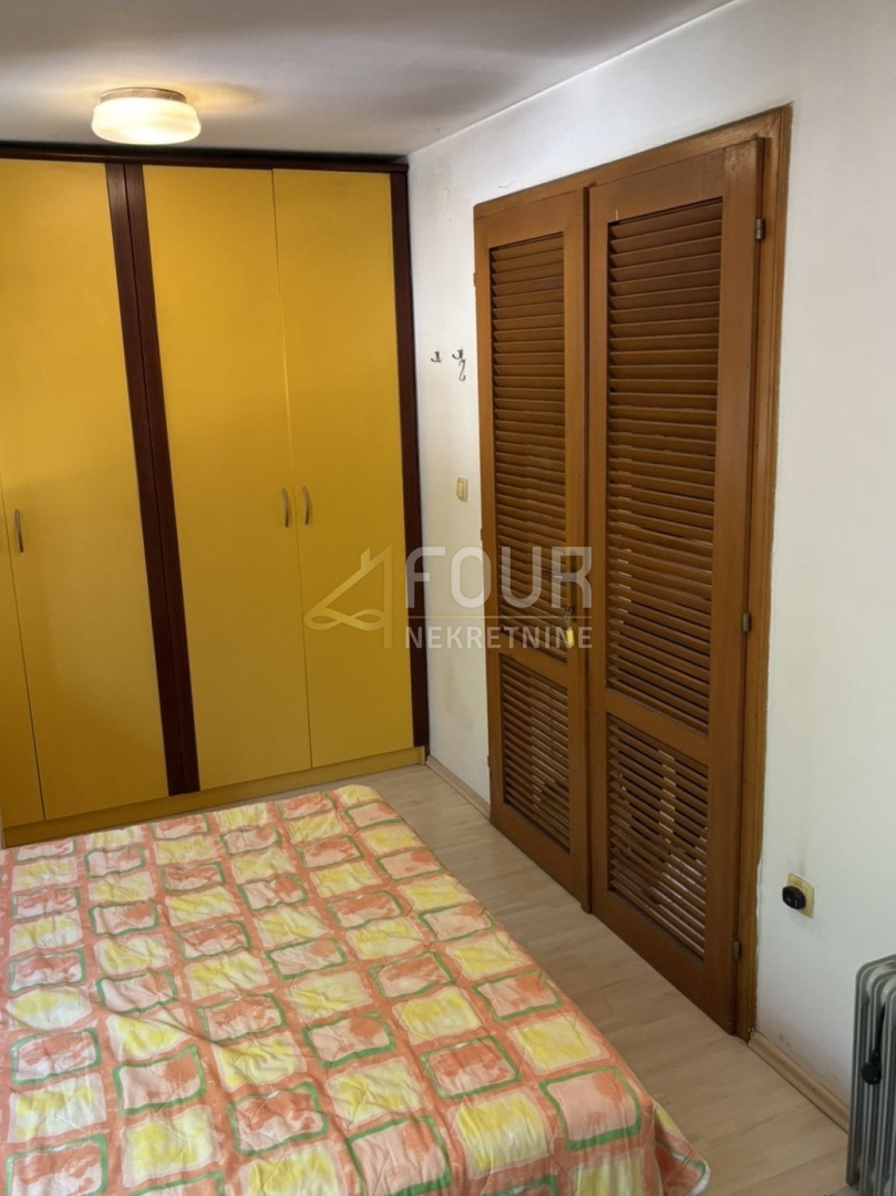 Banjol, Rab, 65,95m2