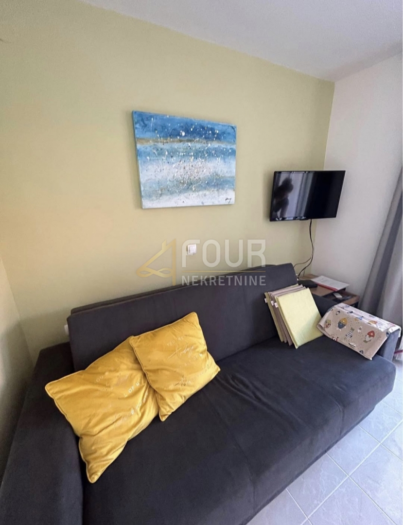 Ravni, Raša, 35,60m2