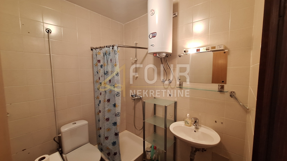 Njivice, Omišalj, 33m2