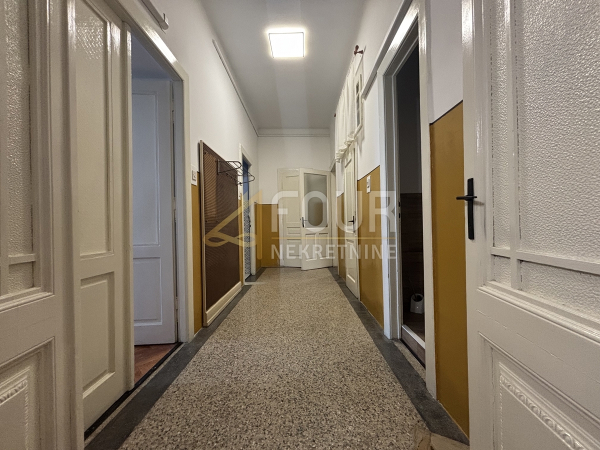 Centar, Rijeka, 172,32m2