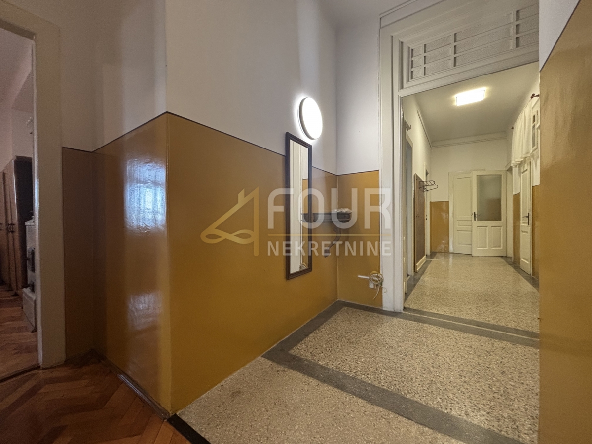 Centar, Rijeka, 172,32m2