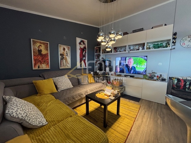 Novi Vinodolski, 66m2