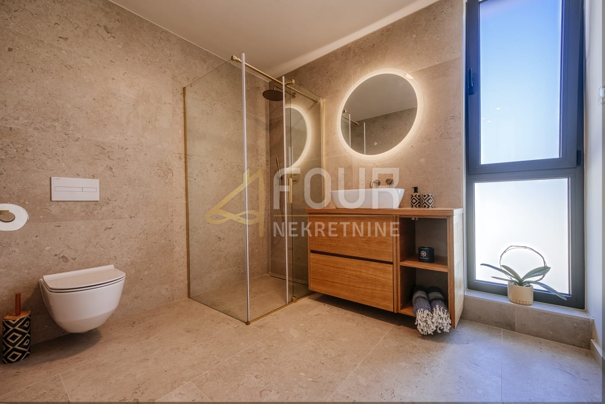 Mali Iž, Zadar - Okolica, 294m2